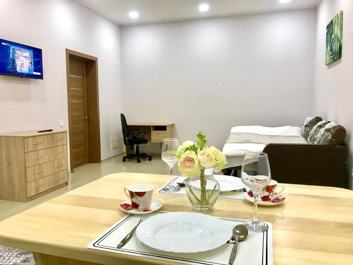 Новые Апартаменты В Жк Барский Yakushintsy Ngoại thất bức ảnh