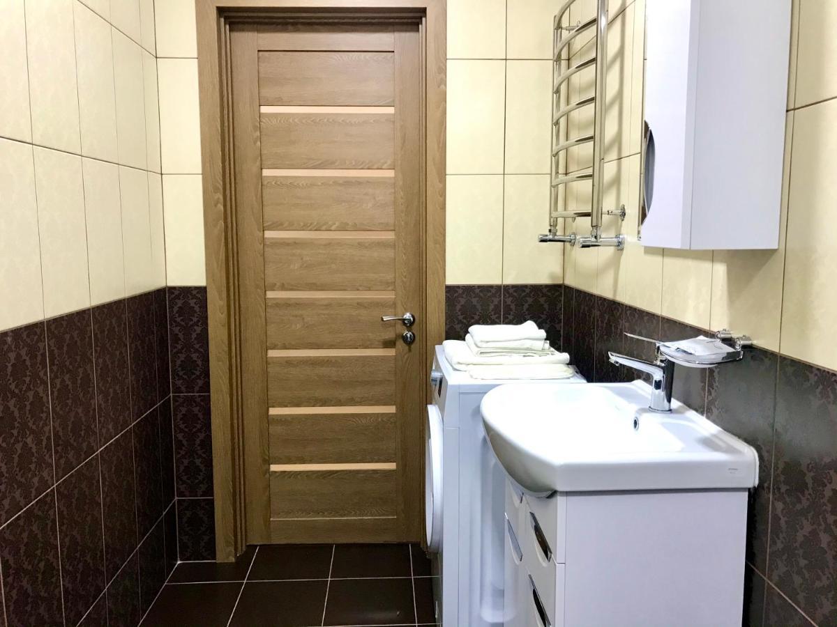 Новые Апартаменты В Жк Барский Yakushintsy Ngoại thất bức ảnh